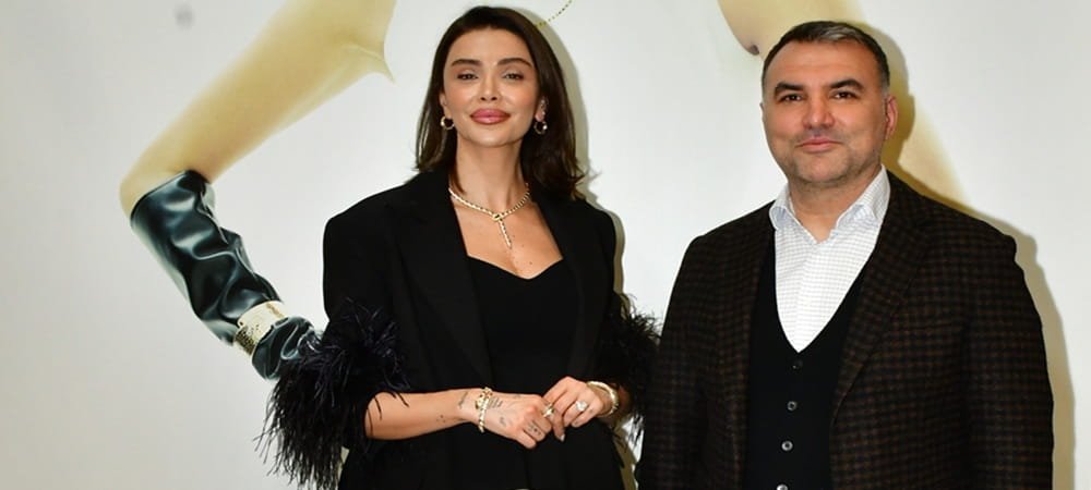 Özge Ulusoy Boynunda Servet Taşıdı! Genola’dan Düğün Hediyesi Sürprizi