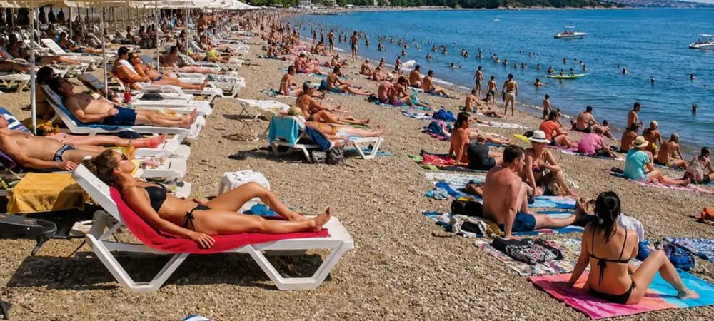 Kıyılarda İşgale Son: Havlusunu Seren Vatandaştan Ücret Alınamayacak